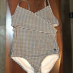 abercrombie kids size 9/10 one piece swim suit.